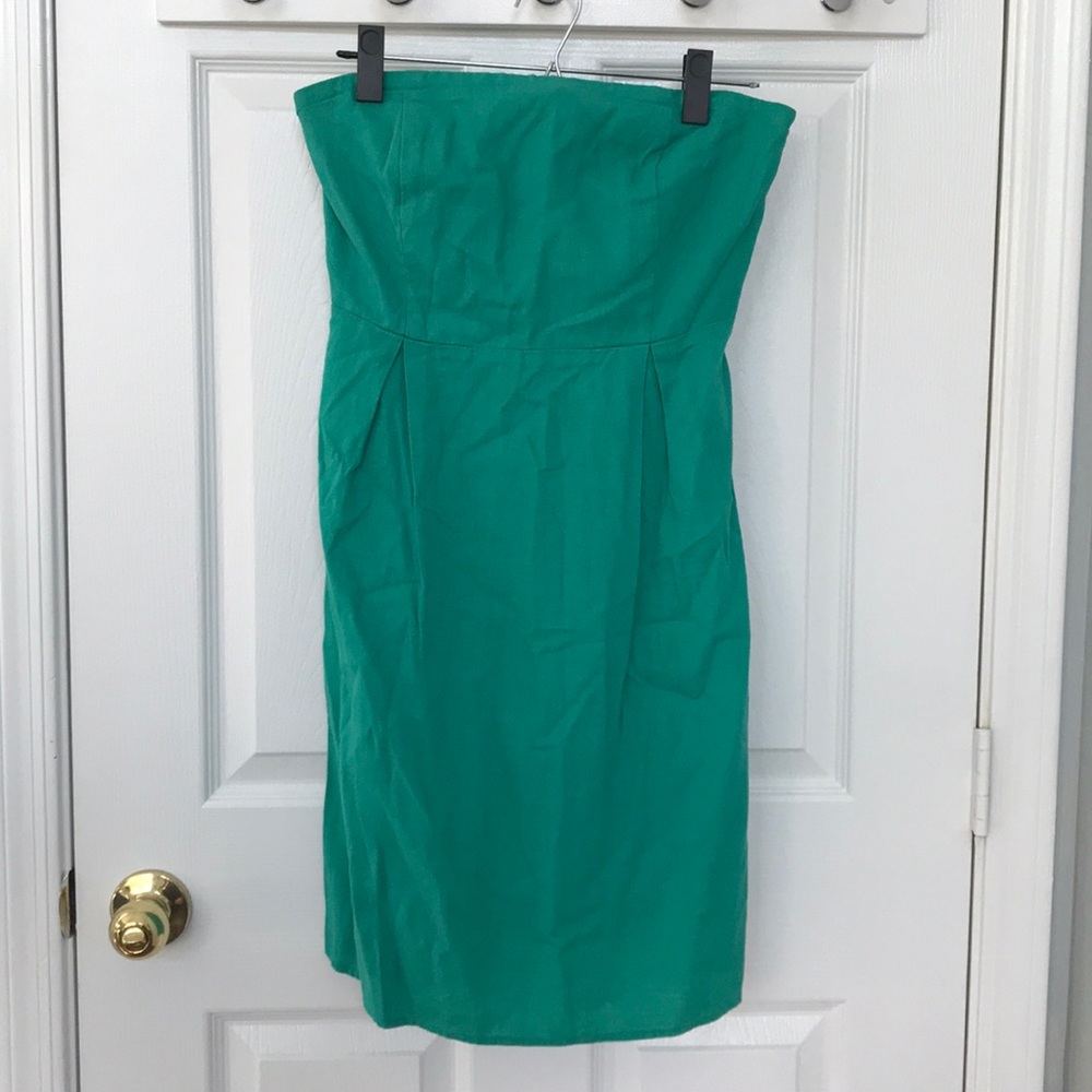 Strapless dress